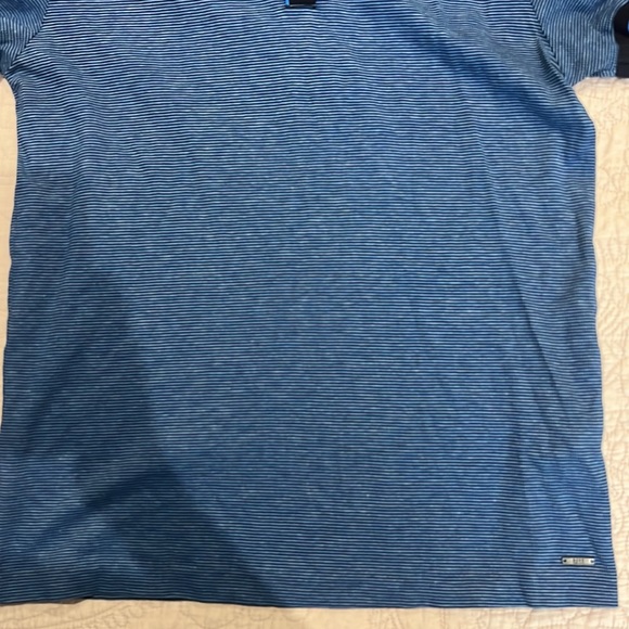 Hugo boss polo shirt - Picture 2 of 3